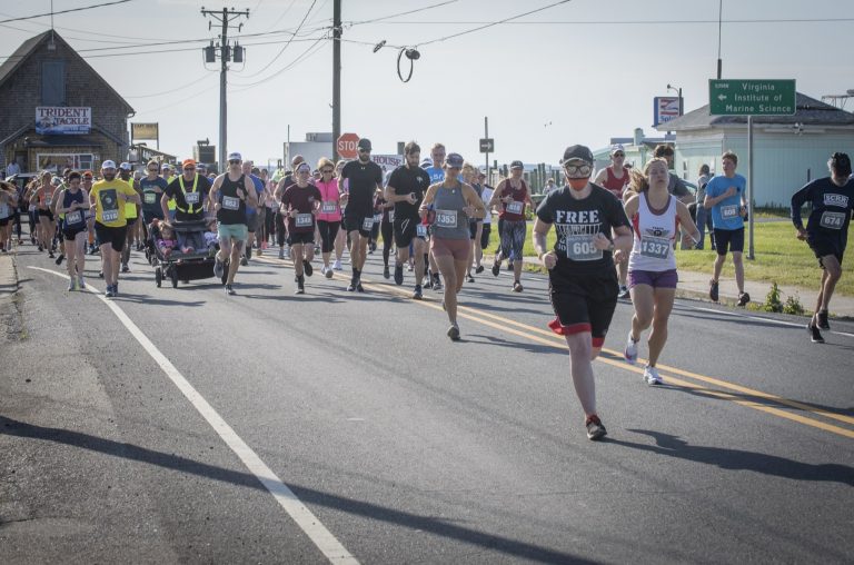 Run for the Animals Draws Animal Lovers and Their Furry Friends