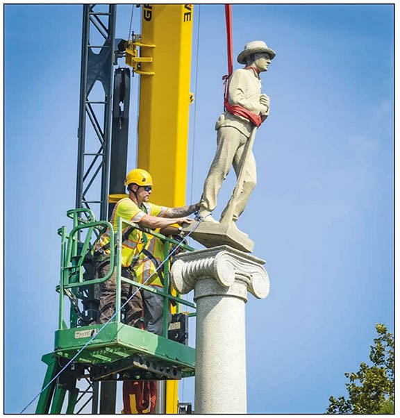 Eastville Confederate Statue Descends From Pedestal (Video)
