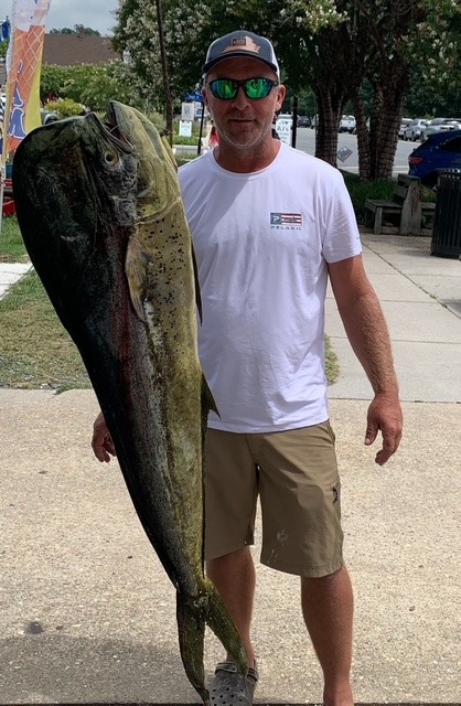 Hastings lands 37-pound mahi mahi